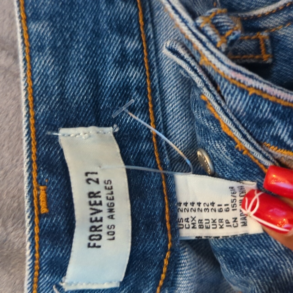 Jeans - Picture 2 of 2